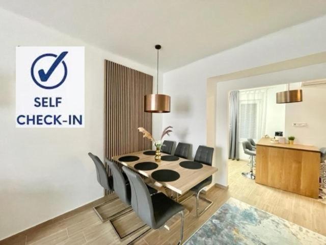 Home R52-4 #Freeparking Budapest Exterior foto
